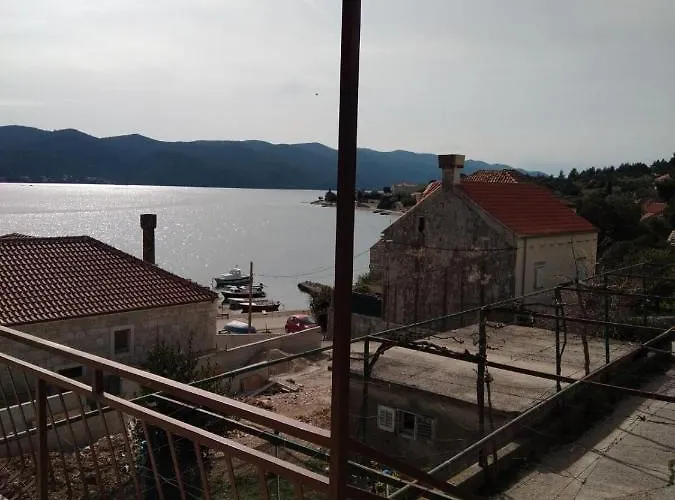 Ljilja * Kuciste